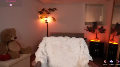 Snapshot of taylormich1 chatting on 01-07-25, 07:17 taylormichell online show from 01-07-25, 07:17