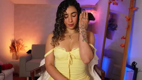 Snapshot of taylormich1 chatting on 10-08-25, 07:22 taylormichell online show from 10-08-25, 07:22