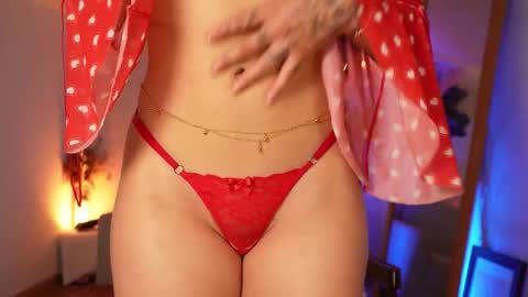 Snapshot of taylormich1 chatting on 12-03-25, 08:51 taylormichell online show from 12-03-25, 08:51