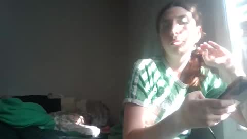 taylorslay online show from 12-21-25, 06:04