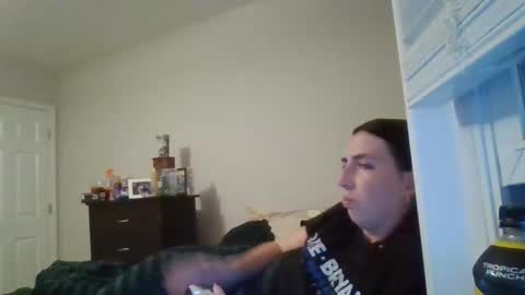 Snapshot of taylorslay chatting on 05-18-26, 12:29 taylorslay online show from 05-18-26, 12:29