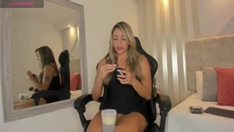 tayra online show from 12-13-24, 11:17