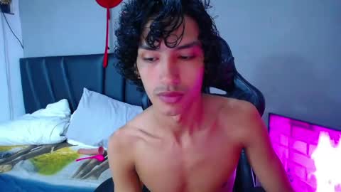 Tayron online show from 06-06-26, 03:06