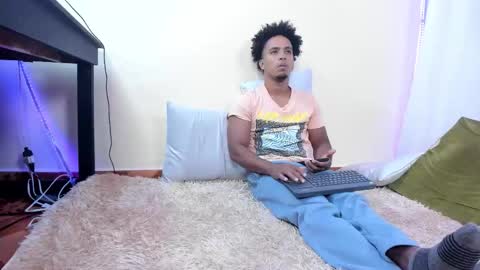 Snapshot of taysonysasha chatting on 10-02-25, 09:55 ask for cum online show from 10-02-25, 09:55