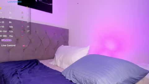  TAYSSA  ONLINE FROM 0630 PM - 1130 PM COLOMBIAN HOUR online show from 04-10-26, 01:44