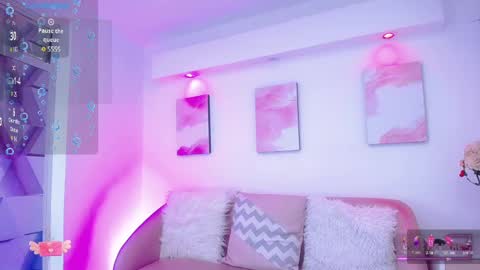 Sofia online show from 01-29-25, 01:38