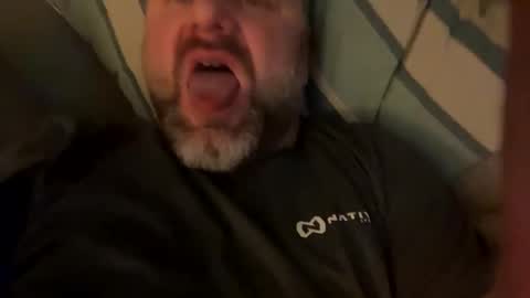 Snapshot of tbiz82 chatting on 03-09-25, 08:51 Tbiz82 online show from 03-09-25, 08:51