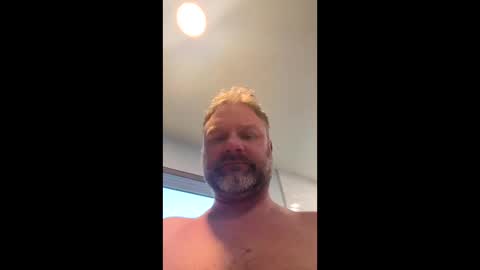 Snapshot of tbiz82 chatting on 03-10-25, 12:29 Tbiz82 online show from 03-10-25, 12:29