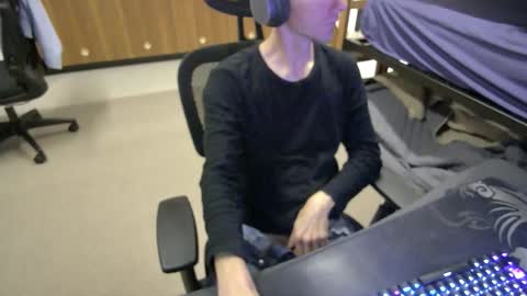 Tbone online show from 10-17-25, 01:53