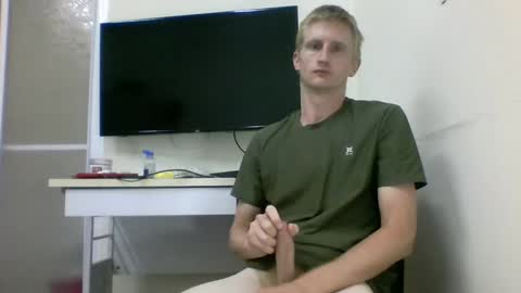 tcute0 online show from 09-17-25, 01:40