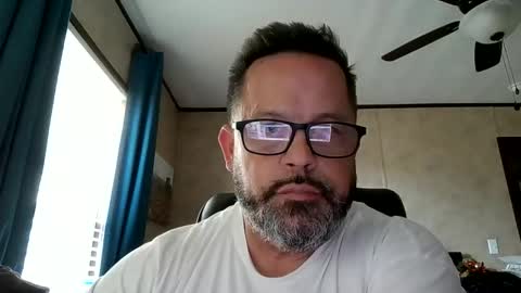 Snapshot of tdhawk87 chatting on 01-05-26, 05:49 tdhawk87 online show from 01-05-26, 05:49