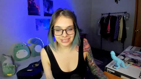 Kristina online show from 02-19-25, 02:55