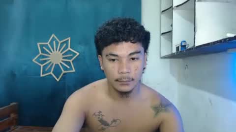 teahyun_yeongsu online show from 12-14-25, 02:28