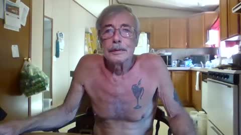 Teak online show from 10-17-25, 05:48