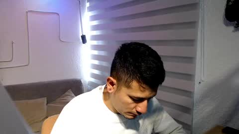 DYNAMITE DUO69 online show from 06-10-26, 12:04