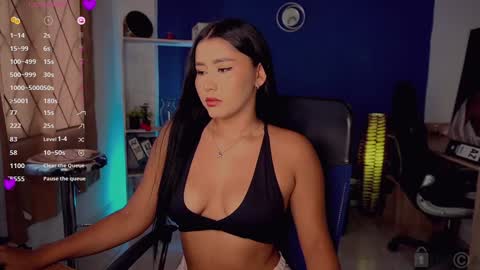 Loren Soler    Sophie Soler 19 years online show from 01-28-25, 09:08