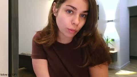 Caroline online show from 07-20-26, 05:04
