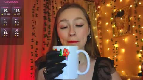 Eva online show from 10-31-25, 05:03