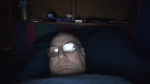 Snapshot of tebb61 chatting on 10-25-25, 06:54 Mark online show from 10-25-25, 06:54