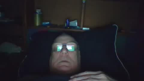 Snapshot of tebb61 chatting on 11-09-25, 07:39 Mark online show from 11-09-25, 07:39