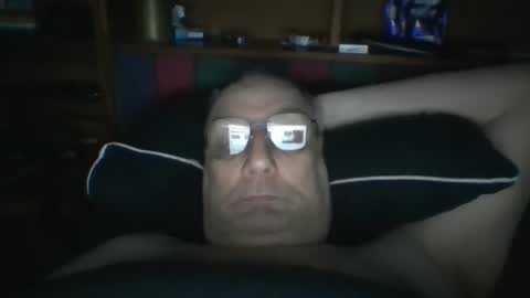 Snapshot of tebb61 chatting on 11-21-25, 09:41 Mark online show from 11-21-25, 09:41