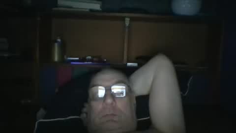 Snapshot of tebb61 chatting on 11-22-25, 08:13 Mark online show from 11-22-25, 08:13