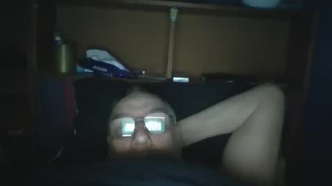 Snapshot of tebb61 chatting on 11-25-25, 08:25 Mark online show from 11-25-25, 08:25