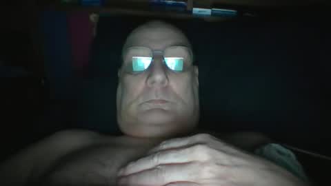 Snapshot of tebb61 chatting on 12-16-25, 08:30 Mark online show from 12-16-25, 08:30