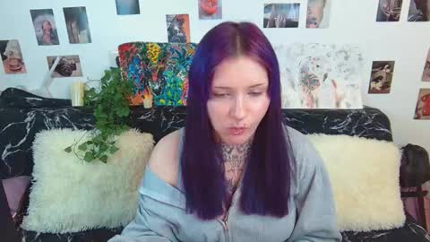 Snapshot of technical_face_powder_error chatting on 11-10-25, 01:21 technical_face_powder_error online show from 11-10-25, 01:21