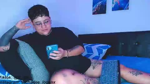 Charlee He online show from 01-27-25, 11:22