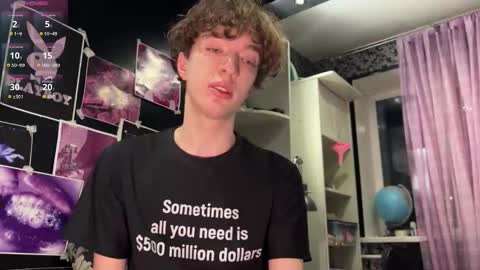 Snapshot of technoracer chatting on 03-14-26, 09:42 Alice online show from 03-14-26, 09:42