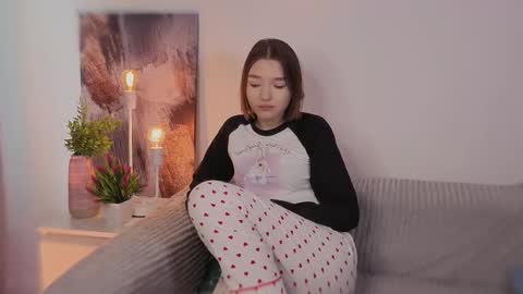 all me precious   online show from 02-05-26, 05:34