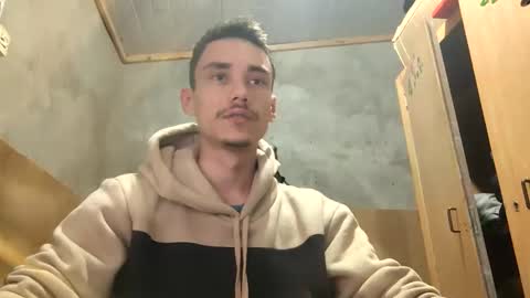 Snapshot of tecnicogatu chatting on 09-30-25, 04:50 tecnicogatu online show from 09-30-25, 04:50