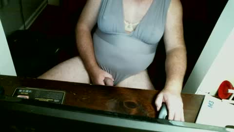 teddy1972 online show from 09-11-25, 08:42