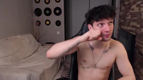 Teddy online show from 03-12-26, 12:06