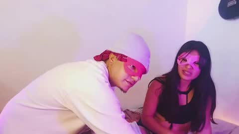 Shelovesthemask online show from 11-26-25, 05:03