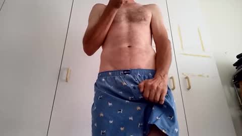 Teezy online show from 04-08-26, 08:47