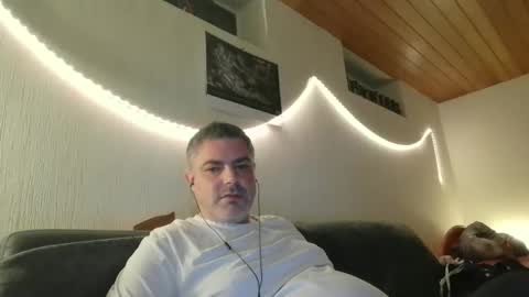 Snapshot of teeforyou chatting on 12-03-24, 06:06 Peter online show from 12-03-24, 06:06