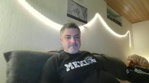 Snapshot of teeforyou chatting on 12-09-24, 05:08 Peter online show from 12-09-24, 05:08