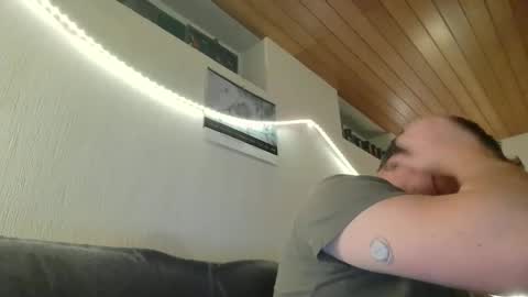 Snapshot of teeforyou chatting on 01-19-25, 12:06 Peter online show from 01-19-25, 12:06