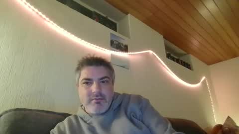 Snapshot of teeforyou chatting on 02-04-25, 07:11 Peter online show from 02-04-25, 07:11