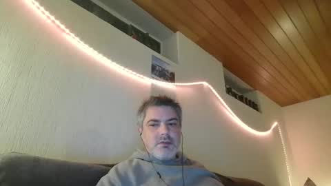 Snapshot of teeforyou chatting on 02-04-25, 10:13 Peter online show from 02-04-25, 10:13