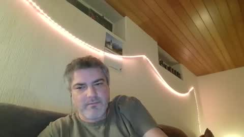 Snapshot of teeforyou chatting on 02-22-25, 02:17 Peter online show from 02-22-25, 02:17