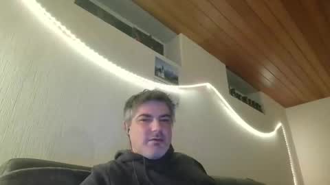 Snapshot of teeforyou chatting on 03-05-25, 04:24 Peter online show from 03-05-25, 04:24