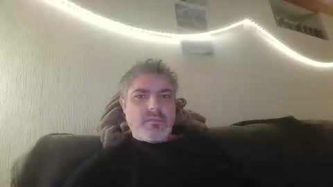 Snapshot of teeforyou chatting on 10-01-25, 06:25 Peter online show from 10-01-25, 06:25