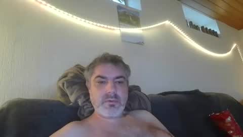 Snapshot of teeforyou chatting on 10-02-25, 06:31 Peter online show from 10-02-25, 06:31