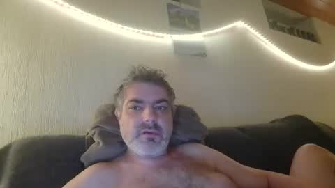 Snapshot of teeforyou chatting on 10-03-25, 06:49 Peter online show from 10-03-25, 06:49