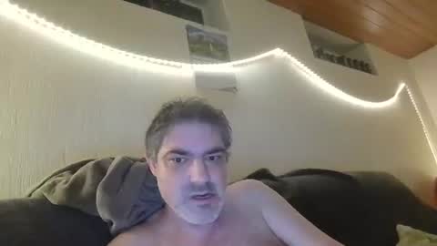 Snapshot of teeforyou chatting on 11-10-25, 07:46 Peter online show from 11-10-25, 07:46