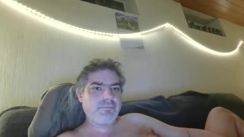 Snapshot of teeforyou chatting on 11-15-25, 06:11 Peter online show from 11-15-25, 06:11