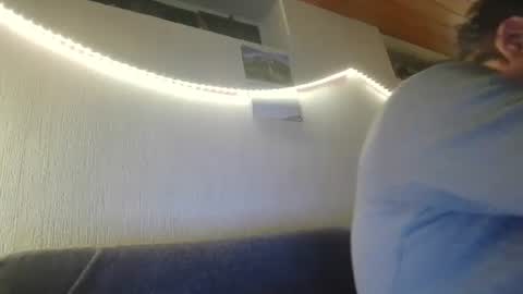 Snapshot of teeforyou chatting on 11-19-25, 11:27 Peter online show from 11-19-25, 11:27